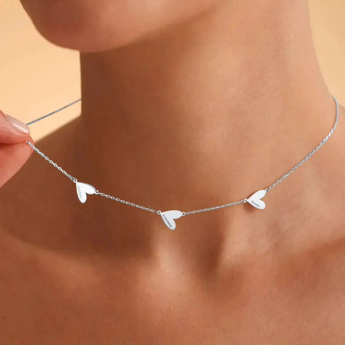 Collar con corazón grabado a medida