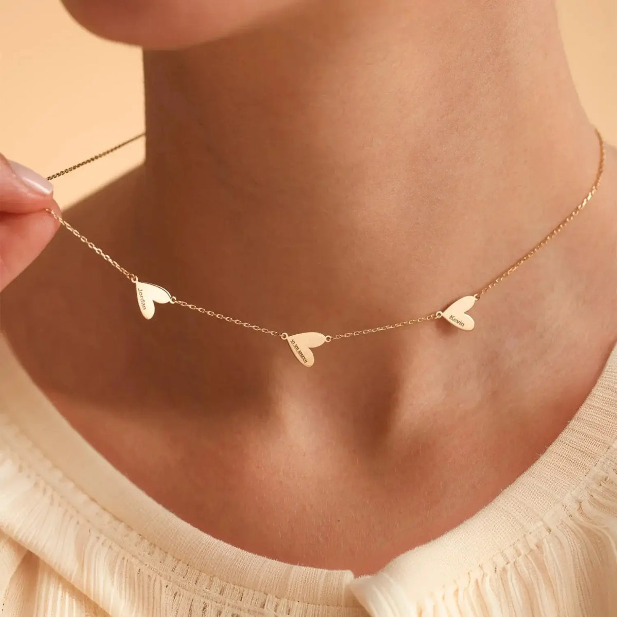 Collar con corazón grabado a medida