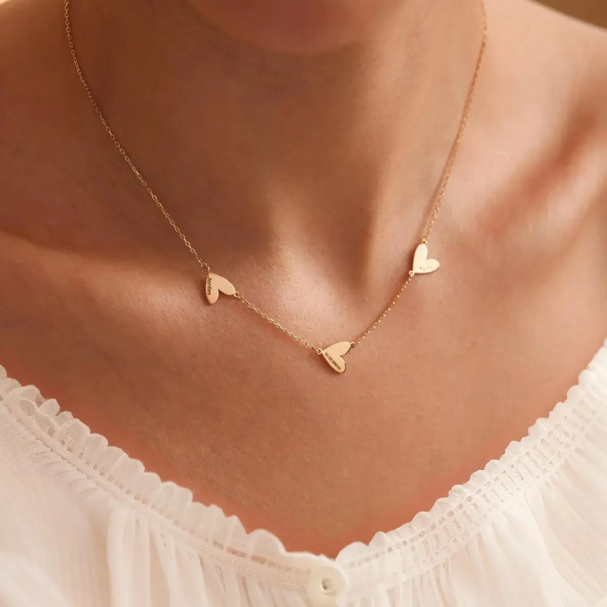 Collar con corazón grabado a medida